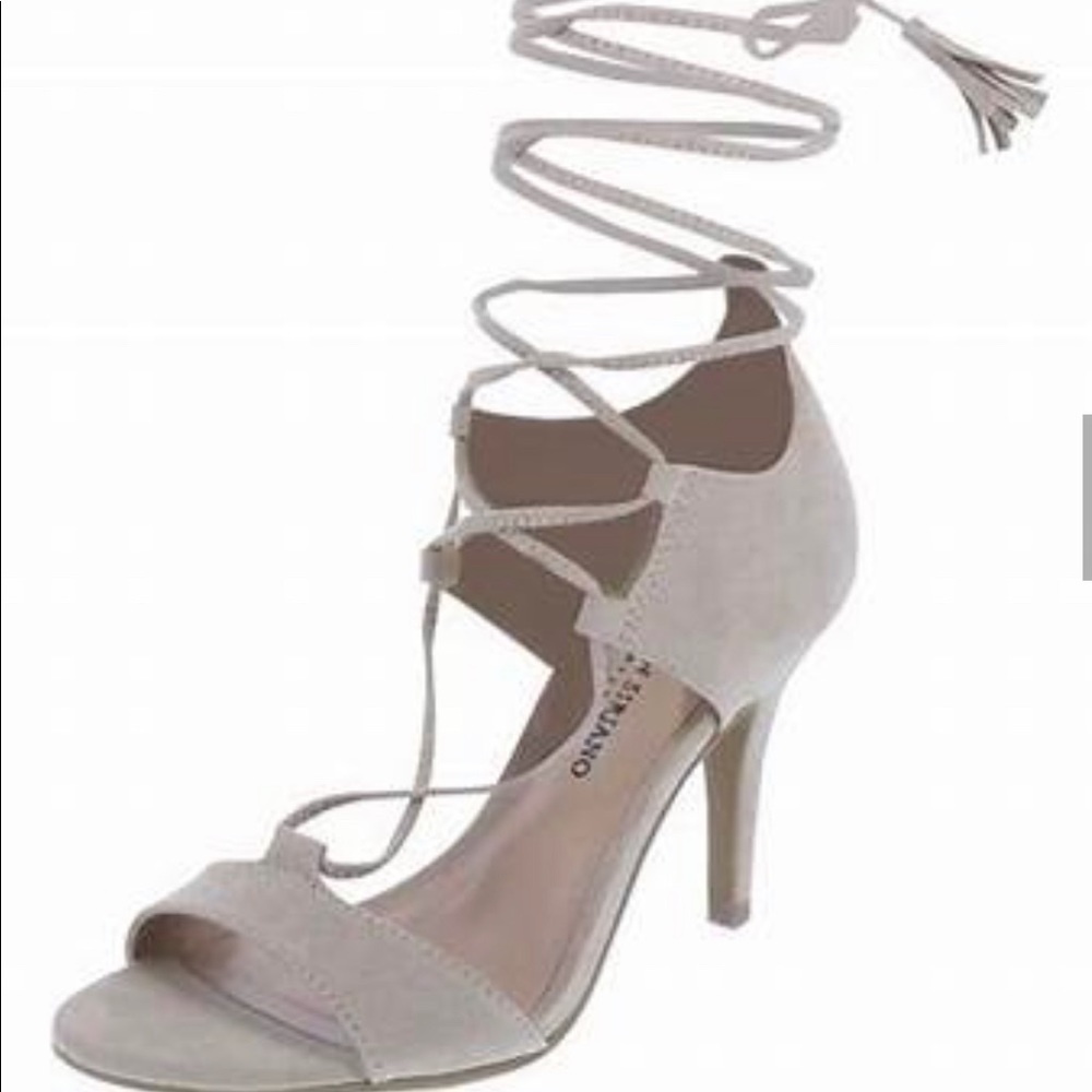 Christian Siriano Woman's Size 10 Tan Open Toe Strappy heels.